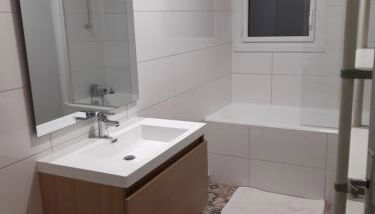 Chalet du Doumet - Appart LUZ centre - parking et garage individuel ferme - draps et serviettes inclus - Foto 4