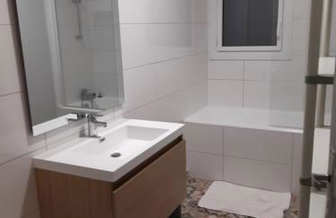 Chalet du Doumet - Appart LUZ centre - parking et garage individuel ferme - draps et serviettes inclus - Foto 4