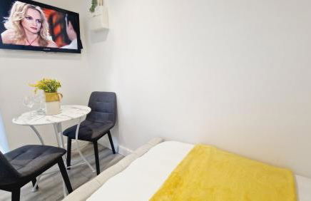 Private Garden Studio near London free Freeparking - Foto 2