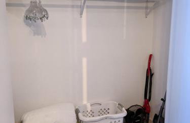 Condo at The Commons - Foto 8