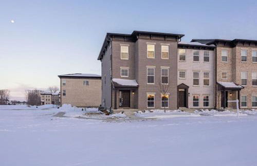 Brand-New Luxury Townhome in Noblesville - Foto 40