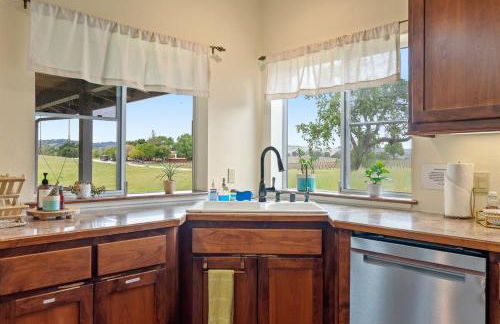 Castoro Cellars Hive and Hivette Wine Stay, Groups - Foto 48