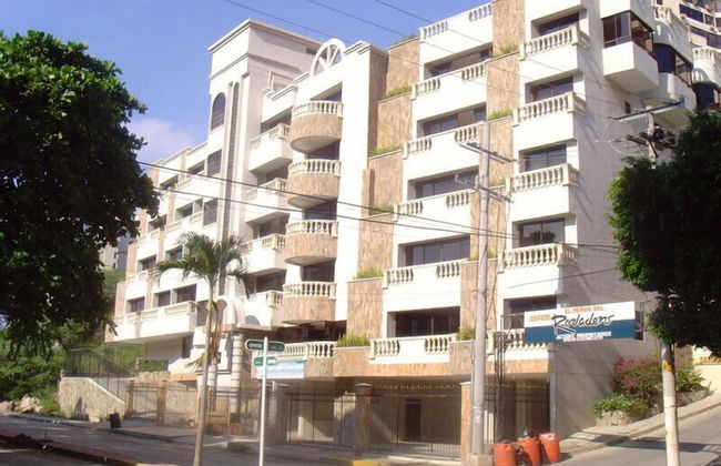 Aparta Hotel Roca Marina - Photo 26