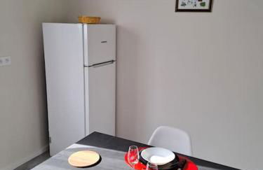 Agréable T2 Classé 3 étoiles, refait à neuf, dans quartier calme - Photo 12