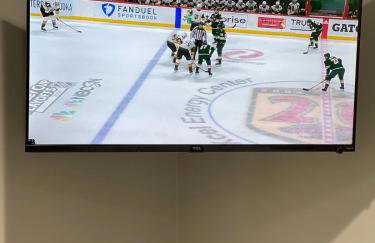 Modern Studio with Private Patio - Foto 32