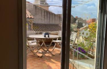 Charmigt byhus med takterass - Foto 1