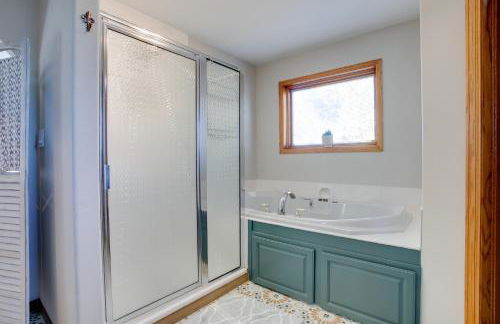 Private Pool and Yard Spacious Brighton Home! - Foto 16