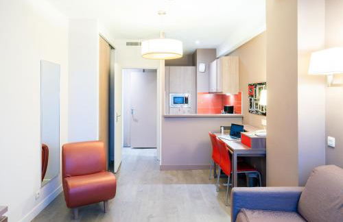 B&B HOME Caen Centre Gare - Photo 8