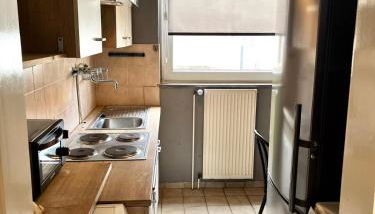 New fully equipped apartment with private parking space - Foto 3