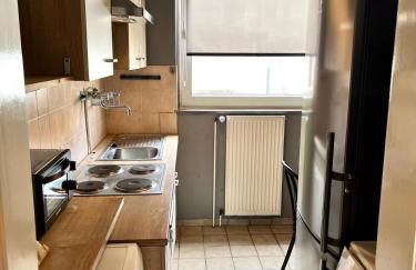 New fully equipped apartment with private parking space - Foto 3