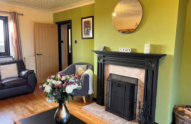 Detached Farmhouse 4 Bed/sleeps 9, Mountain Views! - Foto 20