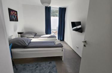 UZ Villa 11 - Laatzen 10 Minutes to Hannover Messe 140qm Modern Living Self-Check-In Wifi Parking - Foto 12