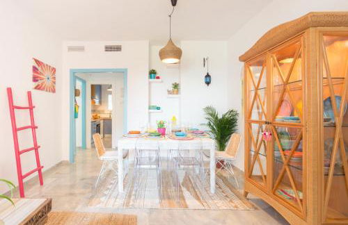 BOHO CHIC- Beachfront - Free bikes - Salt water pool - Foto 7