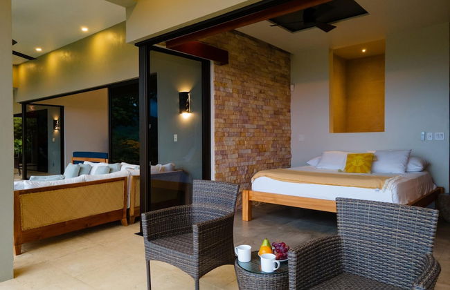 Luxe 4 Bdrm Villa w Epic Oceanview Infinity Pool - Foto 42