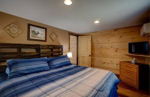 Dragon's Nest Cabin with Mountain Views - Foto 16