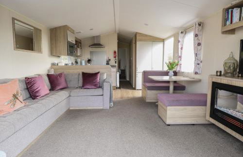 Breathing Space - Photo 5