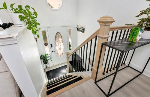 Spacious 5BR Family Retreat Near Mall of GA Sleeps 13 - Foto 46