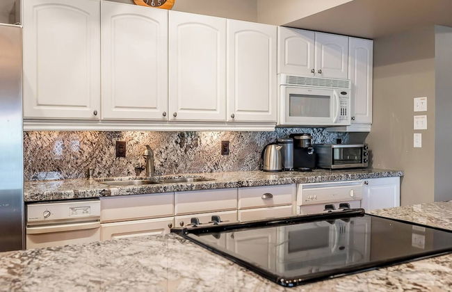 Muskoka Lakeshore Cottage Bliss - Foto 23