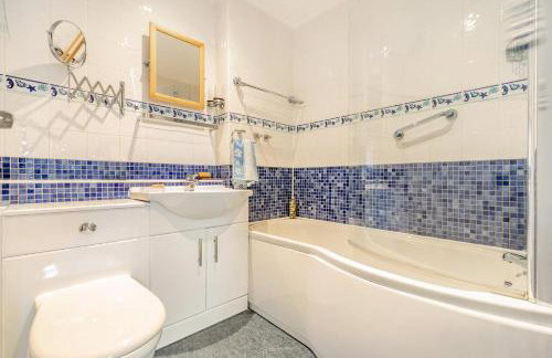 3 Bed in Padstow oc-p00435 - Photo 24