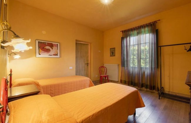 Villa Popiglio Comfortable Holiday Residence - Photo 3