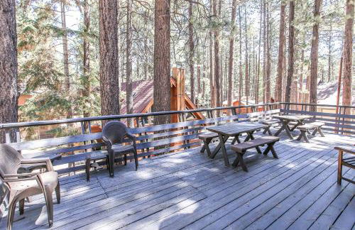 Gallagher's West - Pine surrounded deck and barbecue! Bumper Pool and Wet bar! Darts! - Foto 32