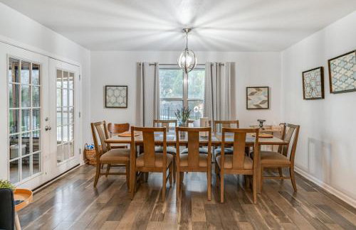 Family fun 4bed 2bath with pool - Foto 26