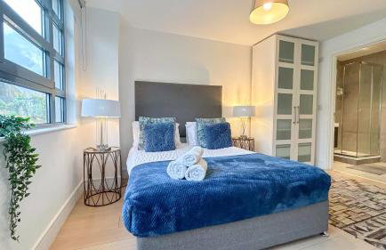 Modern 3-Bedroom flat in St Johns Wood near Marylebone & Regents Park with Balcony - Photo 5