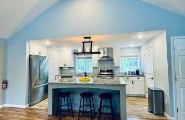 Paradise Island escape Riverfront in Clay, NY - Foto 13