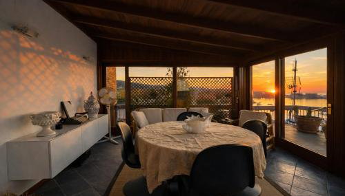 Attico con terrazza sul porticciolo turistico di Vibo Marina - Foto 2