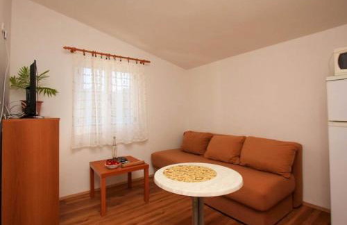 Apartments Ere Zuronja-One-Bedroom Apartment with Sea View 2 - Photo 6