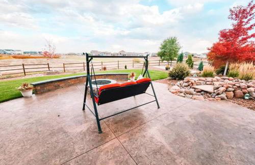 Peaceful Falcon Hot Tub Pet Friendly 3 King Beds - Foto 6