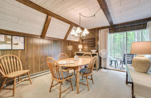 Lake Access Cabin with Deck, Fire Pit and Grill! - Foto 9