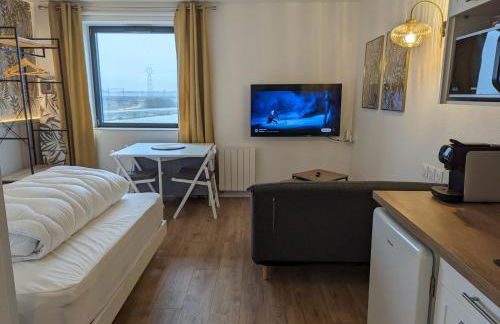 Échappée Cosy au Cœur du Futuroscope - Confort Assurés - Foto 9