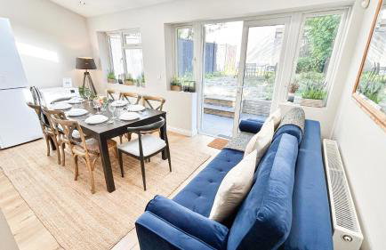 Lovely 4-Bedroom Kilburn Flat with Garden and Parking near Hampstead Heath, Abbey Road by Staylio London - Foto 17
