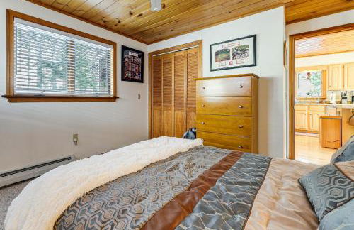 Gateway to Acadia! Green Lake Home with Hot Tub - Foto 11
