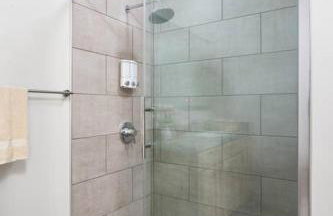 Upscale 3BR Penthouse by CozySuites - Foto 23