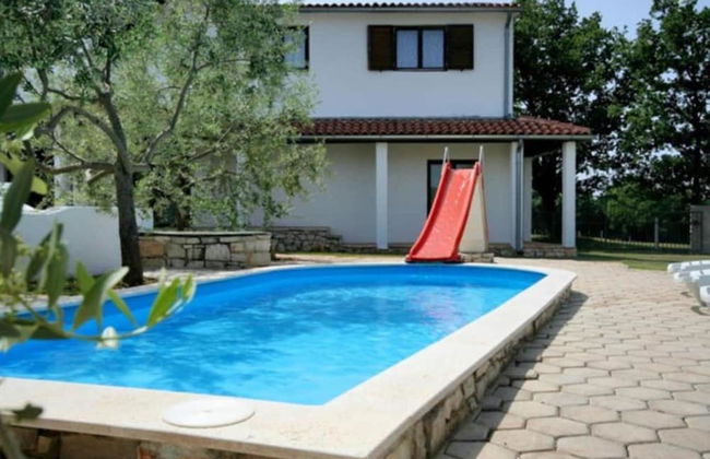 Splendid Poreč Holiday Home With Swimming Pool - Foto 35