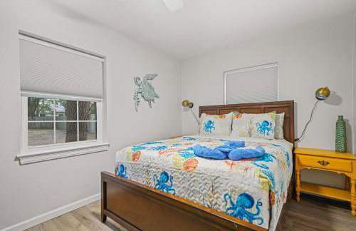 Coastal Home Family Friendly 2 Miles to Beach - Foto 27