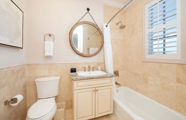 Seabreeze 8 - Luxury 4-bedroom on Seven Mile Beach - Photo 18