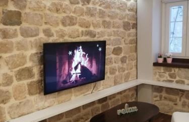 V&M Luxury Studio - Photo 3