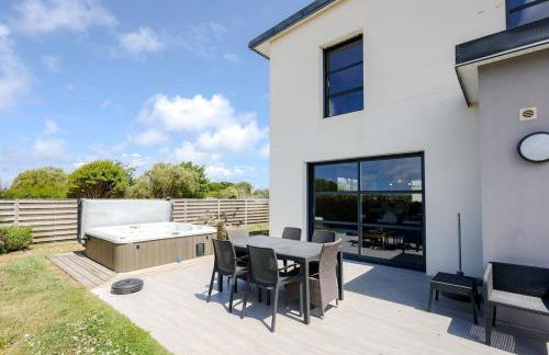 Villa Yana Bretagne Piscine Intérieure partagée et Spa Privatif 100m de la Plage - Foto 19