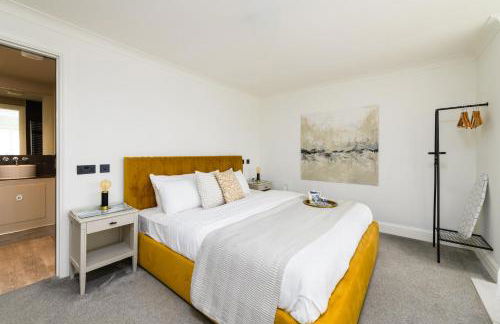 Holm House - Stylish Coastal Suites - Silures Bar & Restaurant On-site - Foto 68