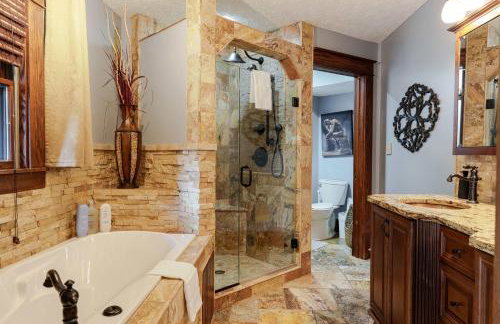 Liberty Lodge Pool & Hot Tub Game Room BBQ - Foto 40