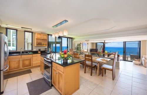 Puu Poa Ocean Bluff Condo, Incredible Views, Walk to Beaches, Pool & Tennis - Foto 1