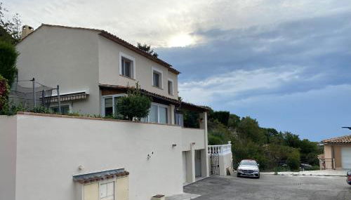 Luxurious, Quiet, and Peaceful, 3 floor villa, 5km from Monaco - Foto 2