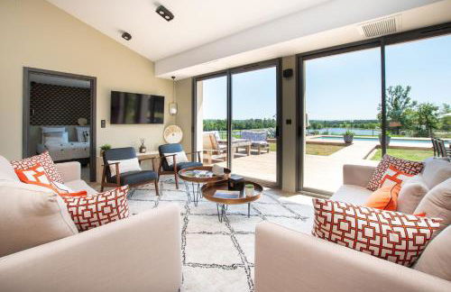 La Villa face au Lac - Photo 1