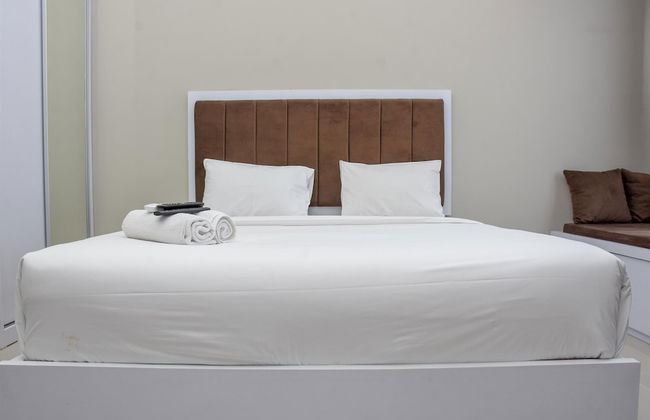 Comfort Studio at LRT City Jatibening Apartment - Photo 9