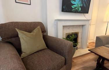 2025 Award Winner Liverpool Ivy House - 4 Bedrooms - Foto 23