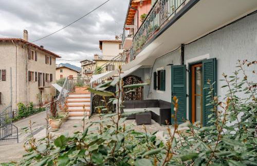 Casa Anastasia with private patio by GardaDoma - Foto 15