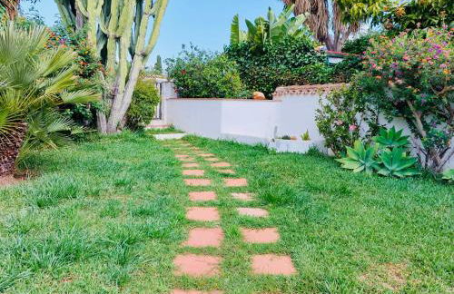 Magnifica vivienda a 650m de la playa en Marbella - Photo 29